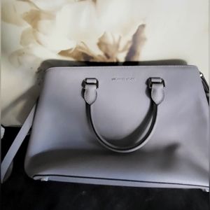 Michael Kors Savannah Saffiano Leather Crossbody , Size Large - Cement